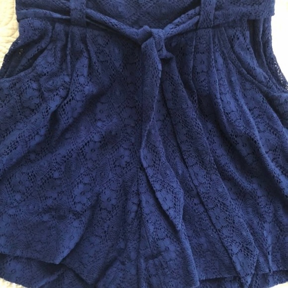 🎉SALE🎉 G by Giuliana Rancic Blue Lace Women’s Short Sz 6 - Picture 2 of 8